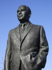 Alf Ramsey statue 2